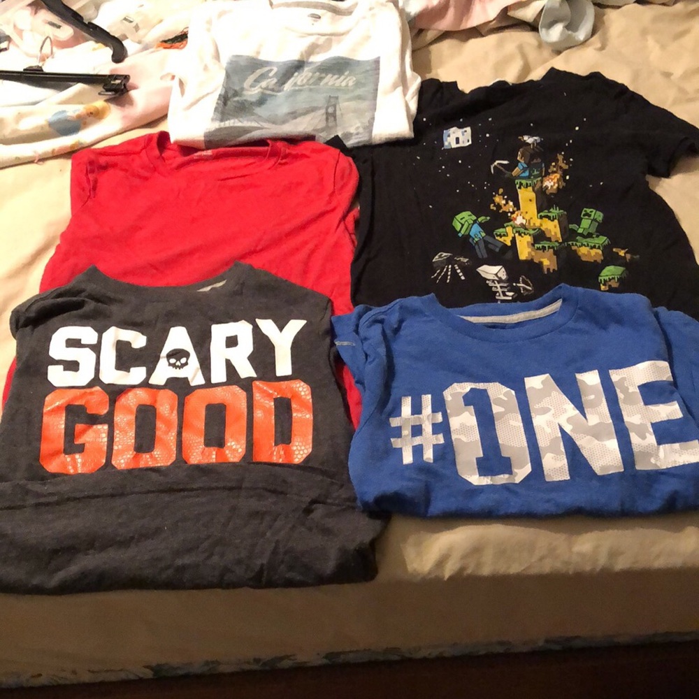 Boys Old Navy-Dri-Fit / Regular T’Shirt
